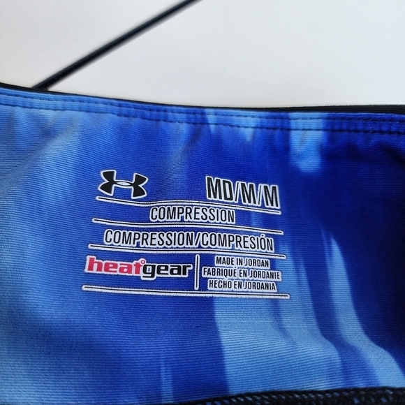 Under Armour Heat Gear Crop Pants Women's Activewear Black Blue  Compression M - Picture 8 of 8